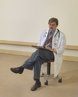 Duane Hanson, Medical Doctor, 1992–1994, Courtesy the Estate of Duane Hanson and Gagosian, Foto: Robert McKeever, © 2022, ProLitteris, Zurich