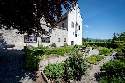 Öffentliche Epochen-Kräutergarten-Führung