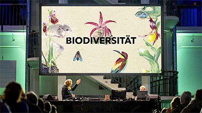 Dominik Eulberg präsentiert seine Biodiversitätsshow