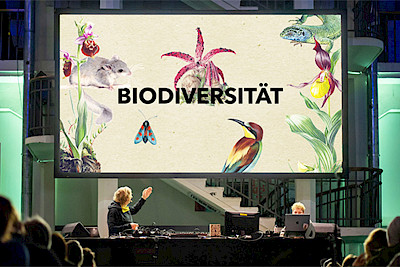 Dominik Eulberg präsentiert seine Biodiversitätsshow