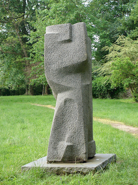 Morice Lipsi, le grand granit, 1961-63
Granit (Bretagne),215 x 72 74cm