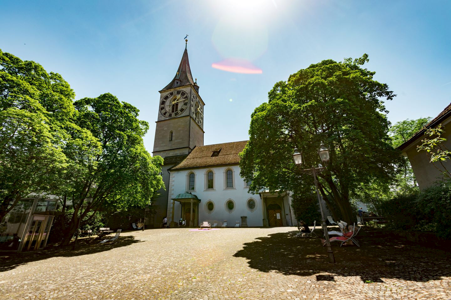 Der+Glockenturm+von+St.+Peter%2c+von+wo+aus+fr%c3%bcher+Nachtw%c3%a4chter+nach+Feuer+Ausschau+hielten+%c2%a9+Lorena+La+Spada