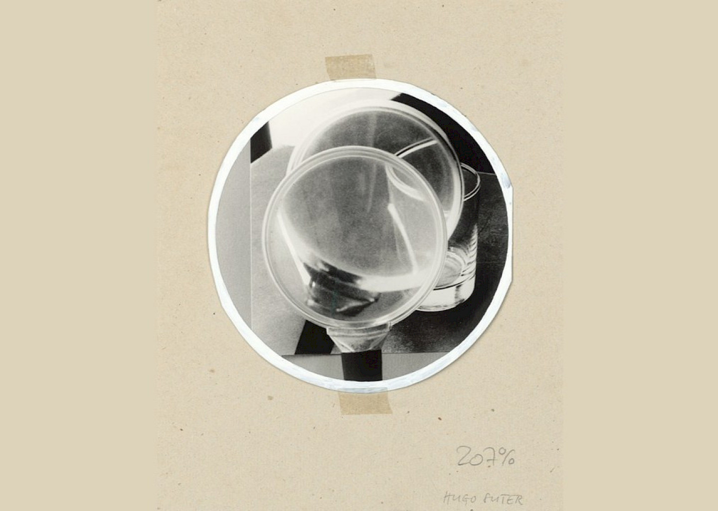 Hugo+Suter%2c+Ohne+Titel%2c+Foto-Vorlage+f%c3%bcr+%c2%abSol-Gel%c2%bb%2c+1992+Fotografie%2c+teilweise+%c3%bcberarbeitet%2c+auf+Karton+aufgeklebt+29%2c5+%c3%97+23%2c6+cm%2c+Inv.-Nr.+1995.67.1%2c+%c2%a9+Hugo+und+Mariann+Suter+Stiftung