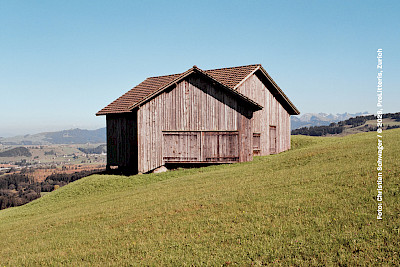 Keyvisual der Ausstellung «Wir und der Krieg». Foto (Ausschnitt): Christian Schwager, Infanteriebunker Ratenpass
