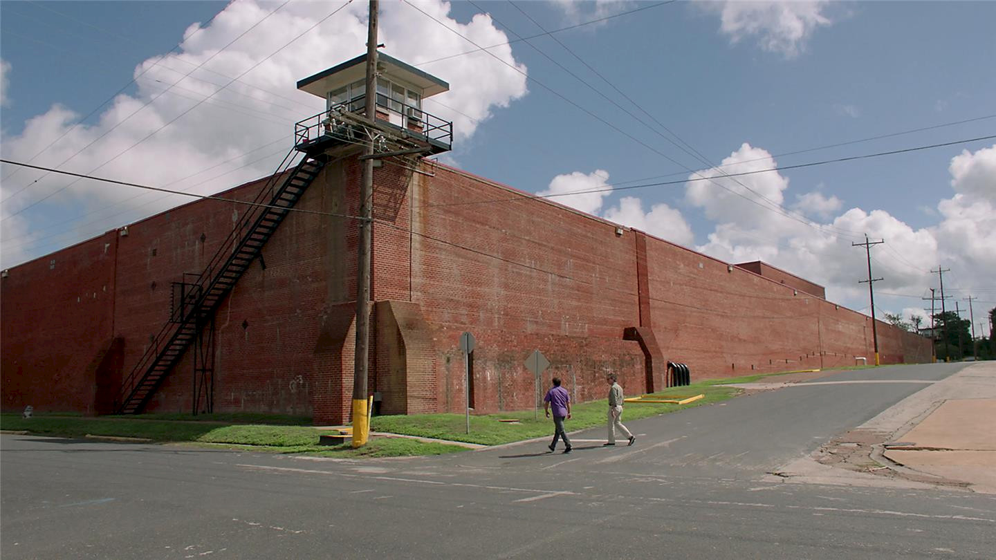 God Save Texas – Episode 1: Hometown Prison