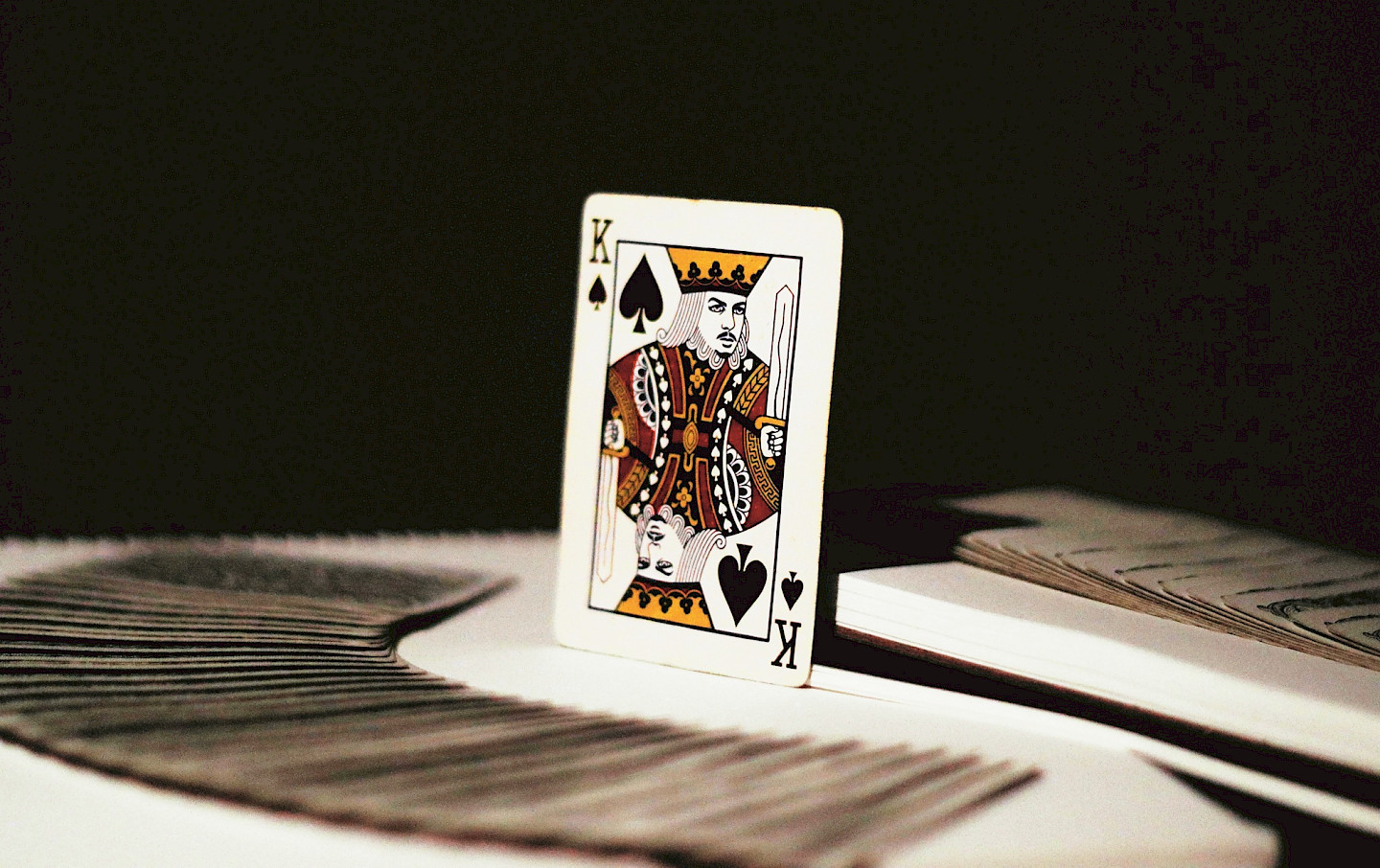 REFEUDALISATION – How the world’s richest are reaching for political power